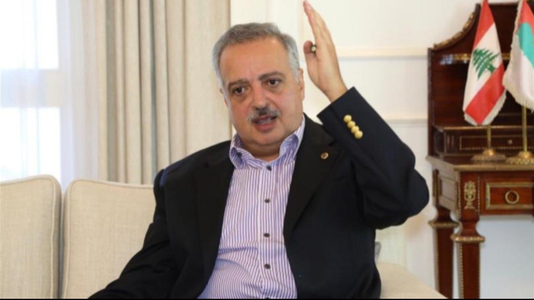 إرسلان يرجح أن يكون انفجار بيروت مفتعلاً ويدعو لنقاش طرح العقد السياسي الجديد إرسلان يرجح أن يكون انفجار بيروت مفتعلاً ويدعو لنقاش طرح العقد السياسي الجديد