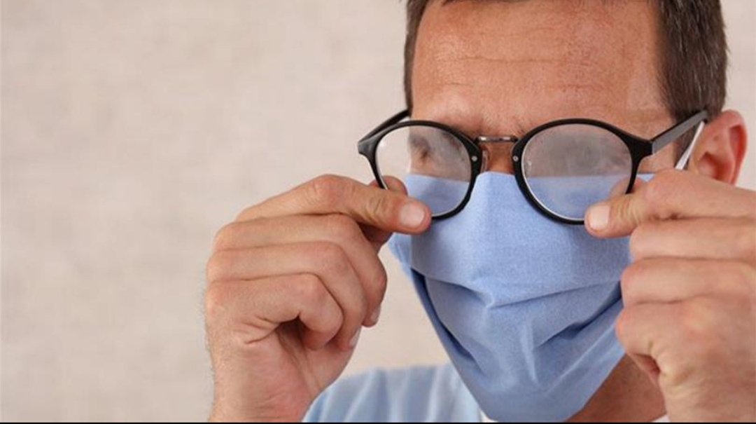 ارتداء النظارات يحمي من فيروس “كورونا”