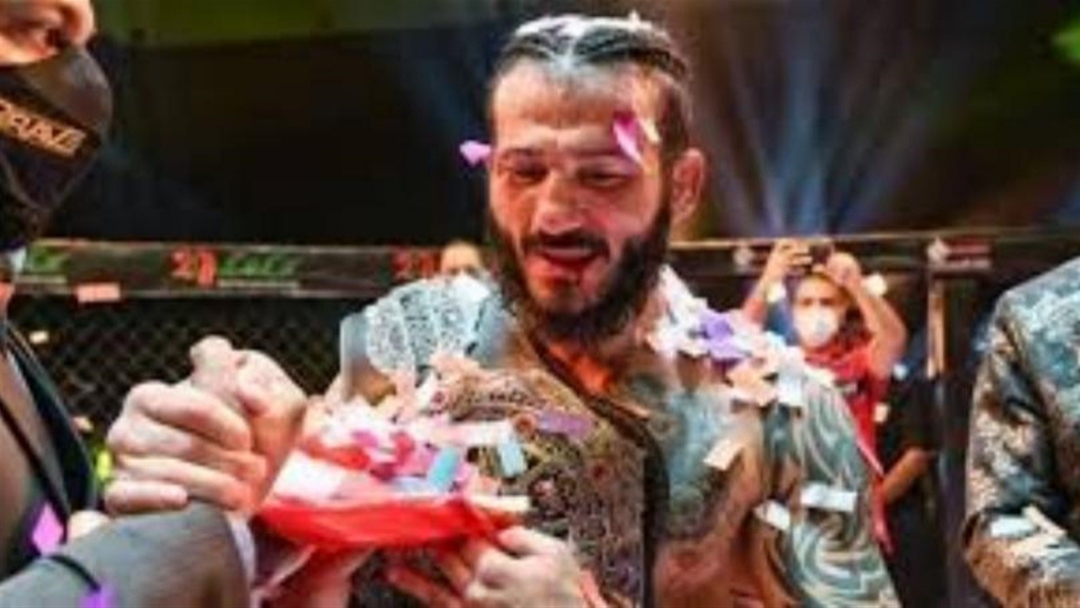 اللبناني محمد فخر الدين يفوز بلقب الوزن المتوسط في إتحاد BRAVE COMBAT اللبناني محمد فخر الدين يفوز بلقب الوزن المتوسط في إتحاد BRAVE COMBAT