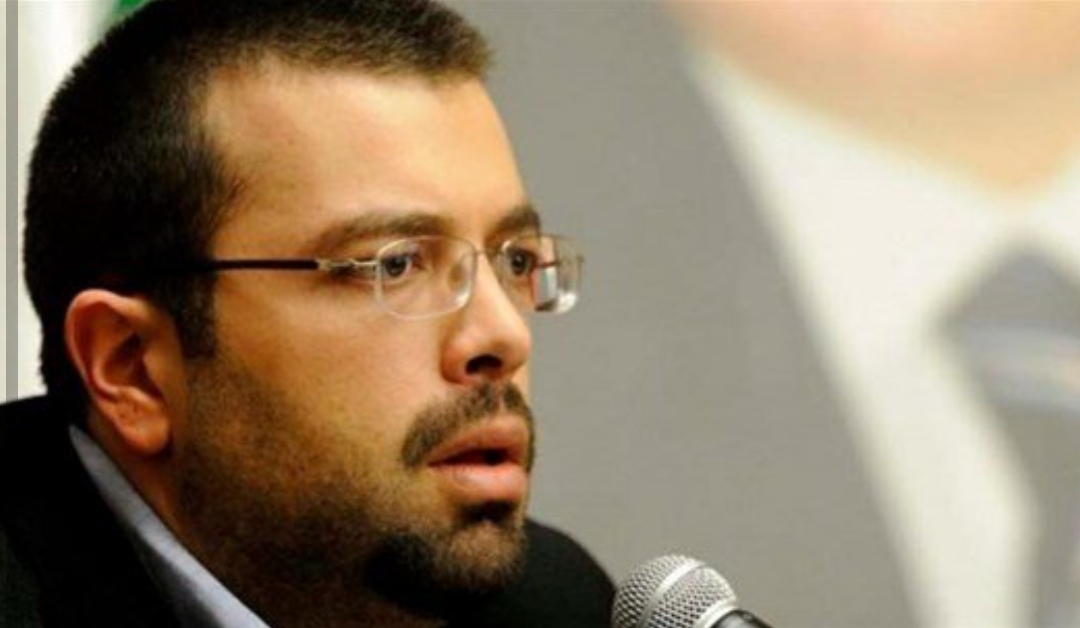 أحمد الحريري يهنّئ نقيب الصيادلة جو سلوم أحمد الحريري يهنّئ نقيب الصيادلة جو سلوم