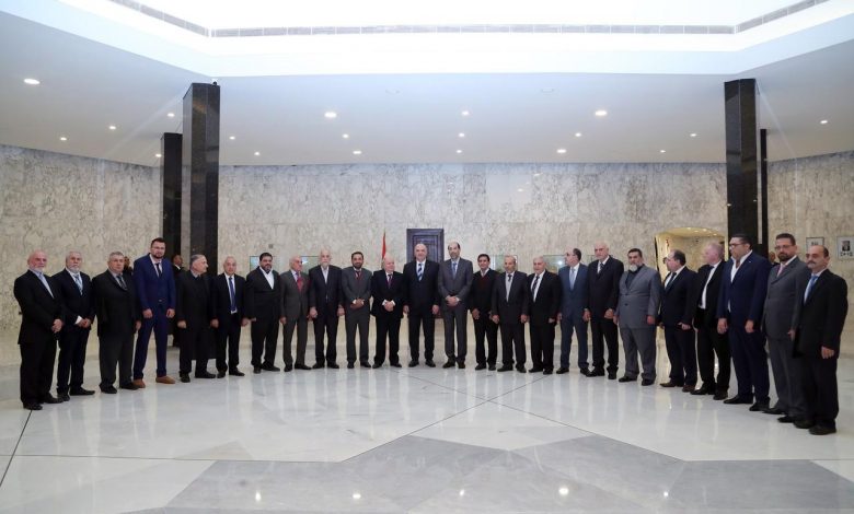 رئيس الجمهورية في لقاء مع الإتحاد العمالي العام رئيس الجمهورية في لقاء مع الإتحاد العمالي العام