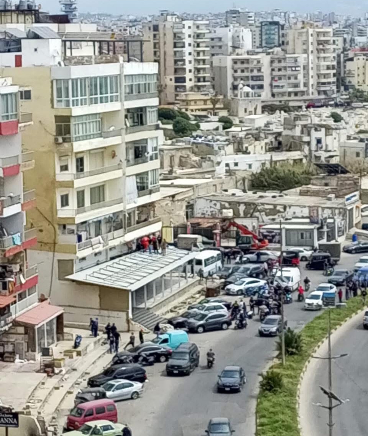 وفاة رجل مسن إثر سقوطه من شرفة مبنى في مدينة الميناء