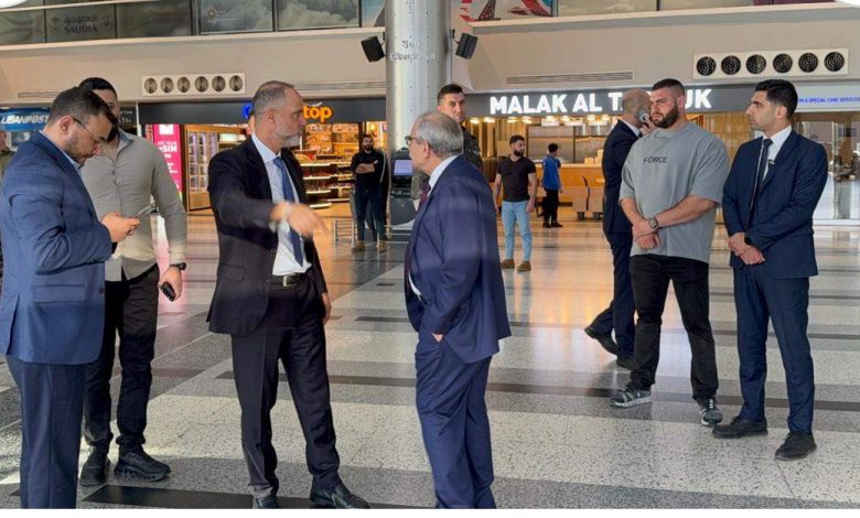 نواف سلام يتفقد مطار بيروت! نواف سلام يتفقد مطار بيروت!