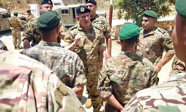 قائد الجيش في جولة جنوب لبنان قائد الجيش في جولة جنوب لبنان